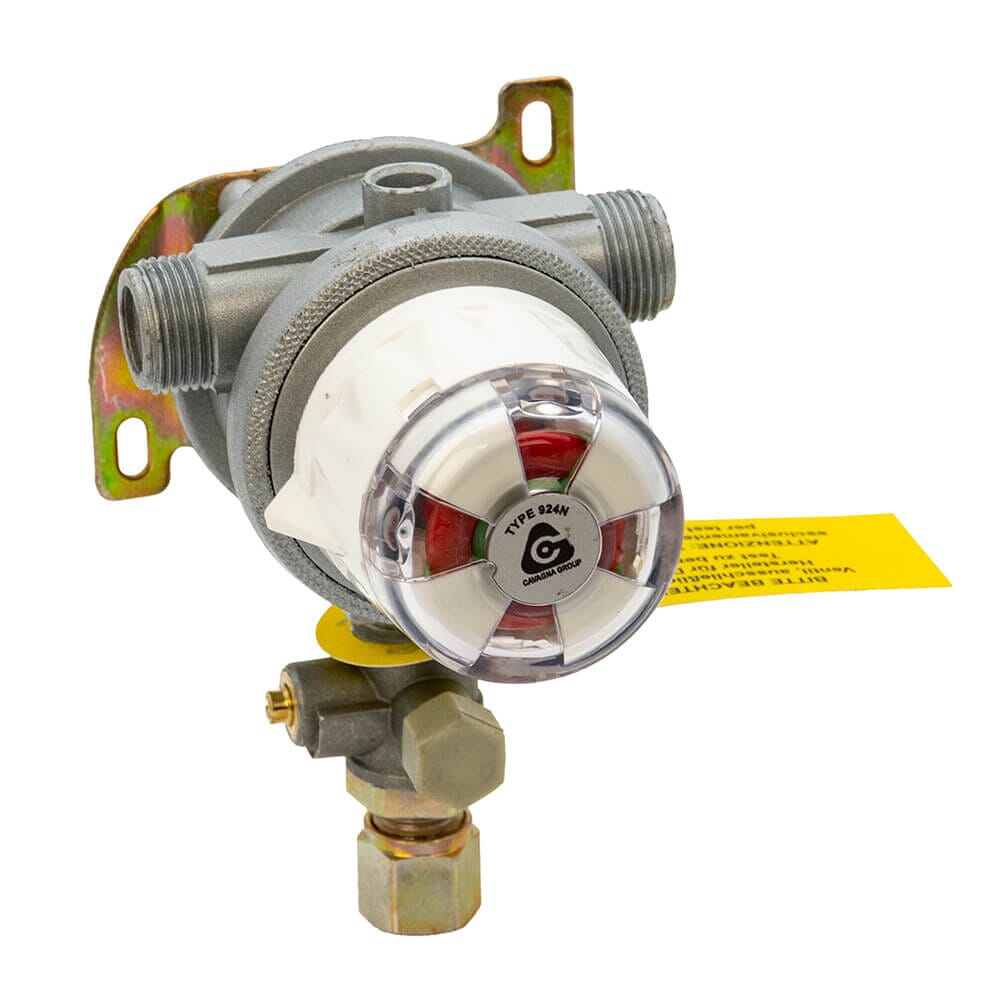 Cavagna 30mbar Caravan & Motorhome Automatic Gas Regulator - 10mm, 7011900333